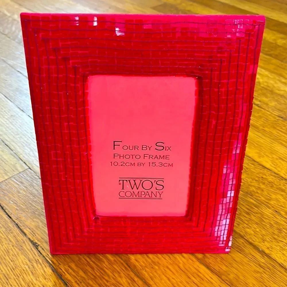Red sequins photo Frame 💋 - Picture 2 of 4